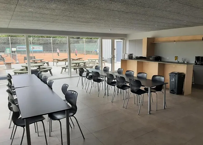 科尔丁体育酒店 2*